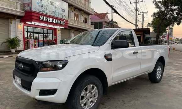 Buy Used Ford B-MAX Other Car in Vientiane in Vientiane Province Buy Used Ford B-MAX Other Car in Vientiane in Vientiane Province