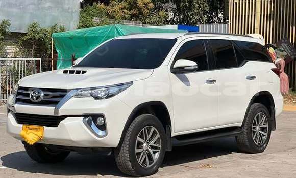 Buy Used Toyota Fortuner Other Car in Vientiane in Vientiane Province Buy Used Toyota Fortuner Other Car in Vientiane in Vientiane Province