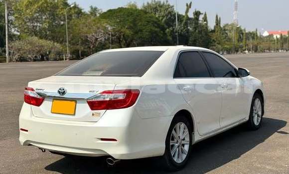Buy Used Toyota Camry Other Car in Vientiane in Vientiane Province Buy Used Toyota Camry Other Car in Vientiane in Vientiane Province