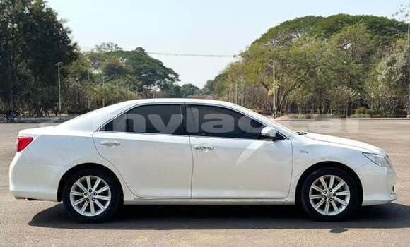 Buy Used Toyota Camry Other Car in Vientiane in Vientiane Province Buy Used Toyota Camry Other Car in Vientiane in Vientiane Province