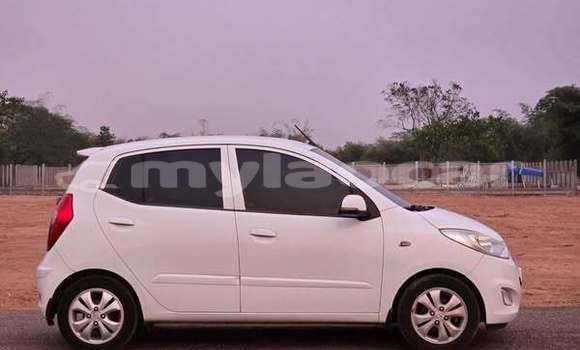 Buy Used Toyota Allion Other Car in Vientiane in Vientiane Province Buy Used Toyota Allion Other Car in Vientiane in Vientiane Province