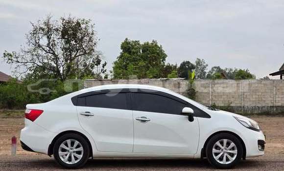 Buy Used Toyota RAV4 Other Car in Vientiane in Vientiane Province Buy Used Toyota RAV4 Other Car in Vientiane in Vientiane Province