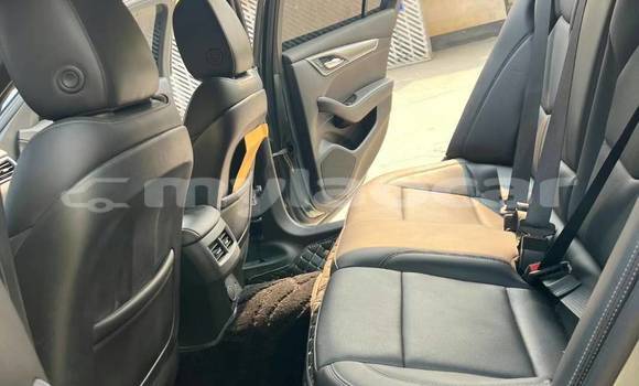 ຊື້ ໃຊ້ແລ້ວ Cadillac CTS Green ລົດ ໃນ Luang Prabang ໃນ Louangphabang Province ຊື້ ໃຊ້ແລ້ວ Cadillac CTS Green ລົດ ໃນ Luang Prabang ໃນ Louangphabang Province