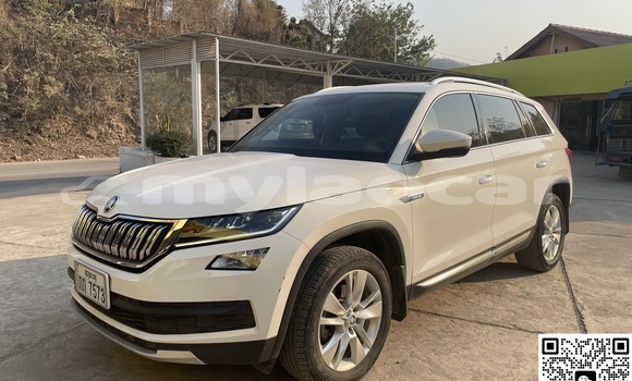 ຊື້ ໃຊ້ແລ້ວ Skoda Kodiaq White ລົດ ໃນ Luang Prabang ໃນ Louangphabang Province ຊື້ ໃຊ້ແລ້ວ Skoda Kodiaq White ລົດ ໃນ Luang Prabang ໃນ Louangphabang Province
