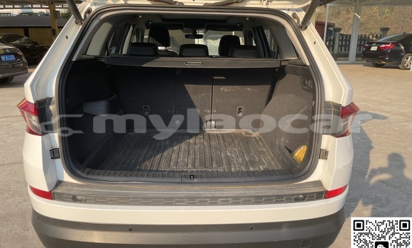 ຊື້ ໃຊ້ແລ້ວ Skoda Kodiaq White ລົດ ໃນ Luang Prabang ໃນ Louangphabang Province ຊື້ ໃຊ້ແລ້ວ Skoda Kodiaq White ລົດ ໃນ Luang Prabang ໃນ Louangphabang Province