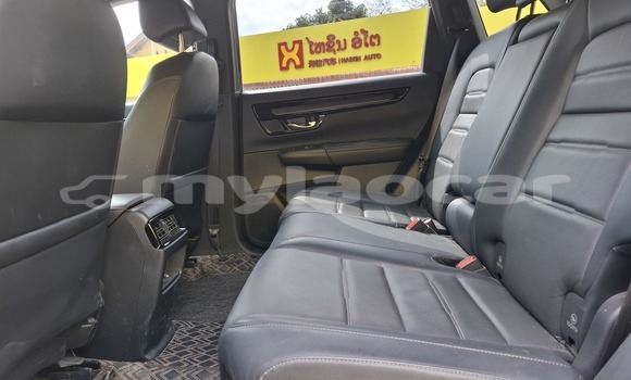 ຊື້ ໃຊ້ແລ້ວ Honda CR–V Black ລົດ ໃນ Luang Prabang ໃນ Louangphabang Province ຊື້ ໃຊ້ແລ້ວ Honda CR–V Black ລົດ ໃນ Luang Prabang ໃນ Louangphabang Province