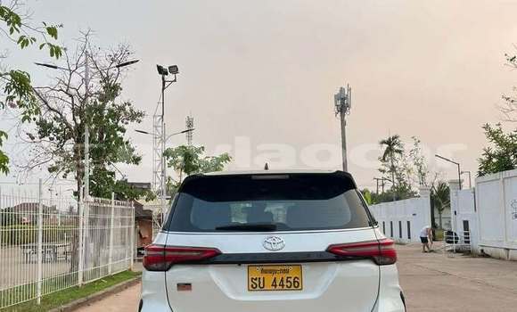 Acheter Occasion Voiture Toyota Fortuner Autre à Vientiane, Vientiane Province Acheter Occasion Voiture Toyota Fortuner Autre à Vientiane, Vientiane Province