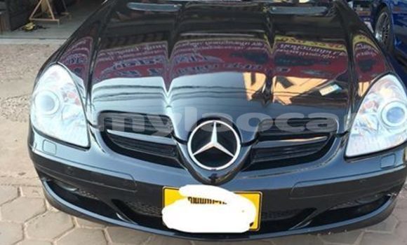 Buy Used Mercedes-Benz SLK-klasse Black Car in Vientiane in Vientiane Province