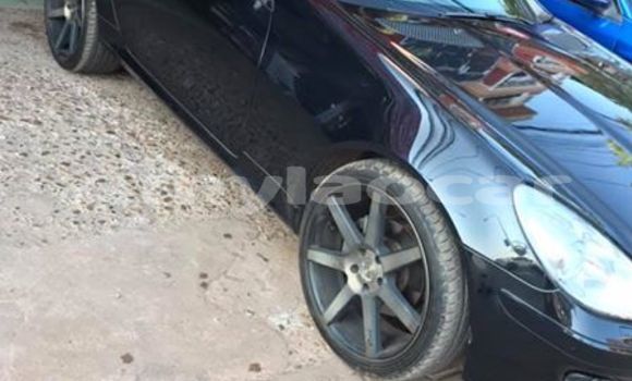 Buy Used Mercedes-Benz SLK-klasse Black Car in Vientiane in Vientiane Province Buy Used Mercedes-Benz SLK-klasse Black Car in Vientiane in Vientiane Province