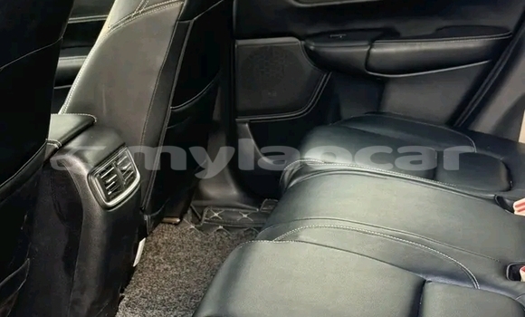 Buy Used Honda CR–V White Car in Thakek in Khammouan Province Buy Used Honda CR–V White Car in Thakek in Khammouan Province