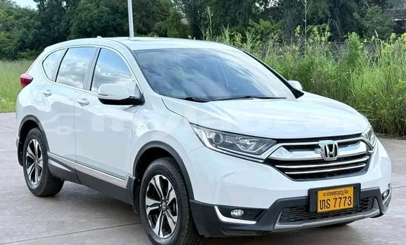 Buy Used Honda CR–V White Car in Thakek in Khammouan Province Buy Used Honda CR–V White Car in Thakek in Khammouan Province
