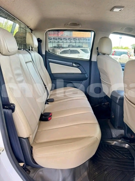 Big with watermark chevrolet corolado vientiane province vientiane 6502