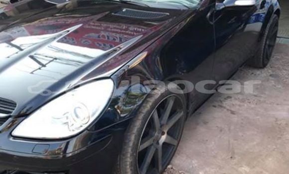 Buy Used Mercedes-Benz SLK-klasse Black Car in Vientiane in Vientiane Province Buy Used Mercedes-Benz SLK-klasse Black Car in Vientiane in Vientiane Province