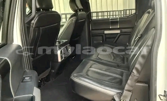 Buy Used Ford Ranger (North America) White Car in Vientiane in Vientiane Province