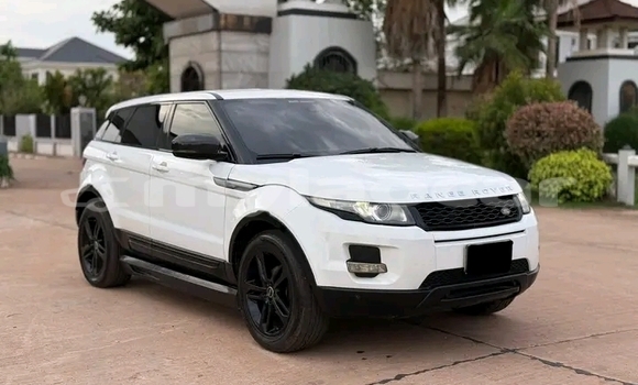 Buy Used Range Rover Evoque White Car in Thakhek in Khammouan Province Buy Used Range Rover Evoque White Car in Thakhek in Khammouan Province