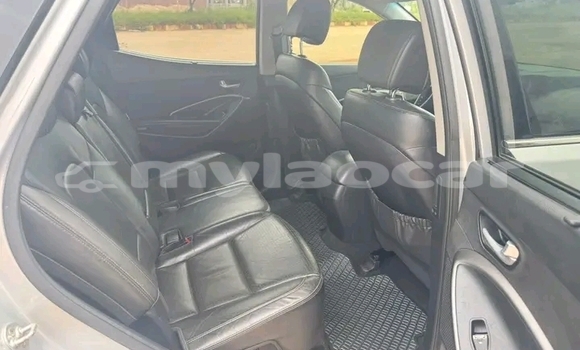 Buy Used Hyundai Sonata Other Car in Vientiane in Vientiane Province Buy Used Hyundai Sonata Other Car in Vientiane in Vientiane Province