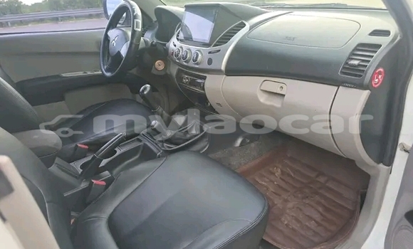 Buy Used Mitsubishi Triton White Car in Vientiane in Vientiane Province Buy Used Mitsubishi Triton White Car in Vientiane in Vientiane Province