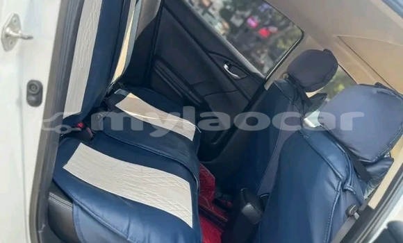 Buy Used Honda Civic White Car in Vientiane in Vientiane Province Buy Used Honda Civic White Car in Vientiane in Vientiane Province