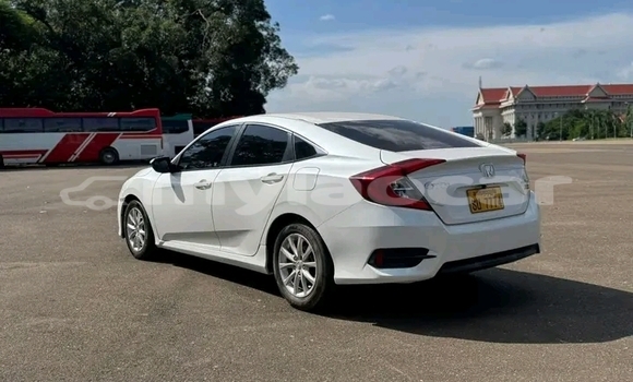 Buy Used Honda Civic White Car in Vientiane in Vientiane Province Buy Used Honda Civic White Car in Vientiane in Vientiane Province