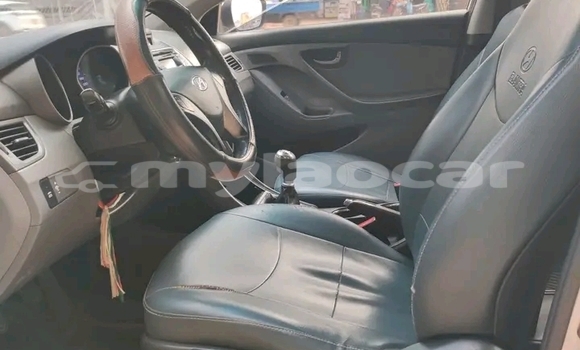 Buy Used Hyundai Elantra Silver Car in Thakhek in Khammouan Province Buy Used Hyundai Elantra Silver Car in Thakhek in Khammouan Province