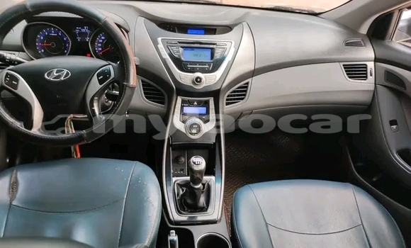 Buy Used Hyundai Elantra Silver Car in Thakhek in Khammouan Province Buy Used Hyundai Elantra Silver Car in Thakhek in Khammouan Province