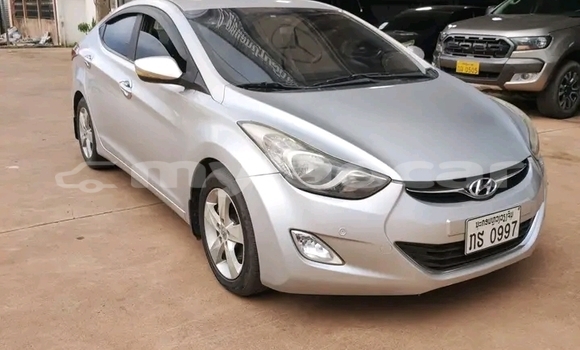 Buy Used Hyundai Elantra Silver Car in Thakhek in Khammouan Province Buy Used Hyundai Elantra Silver Car in Thakhek in Khammouan Province