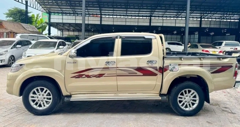 Big with watermark toyota hilux khammouan province thakhek 6521