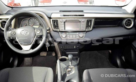 Buy Import Toyota HiAce Other Truck in Import - Dubai in Attapeu Province Buy Import Toyota HiAce Other Truck in Import - Dubai in Attapeu Province