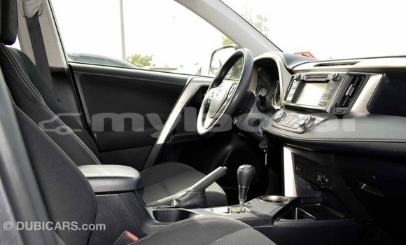 Buy Import Toyota HiAce Other Truck in Import - Dubai in Attapeu Province Buy Import Toyota HiAce Other Truck in Import - Dubai in Attapeu Province