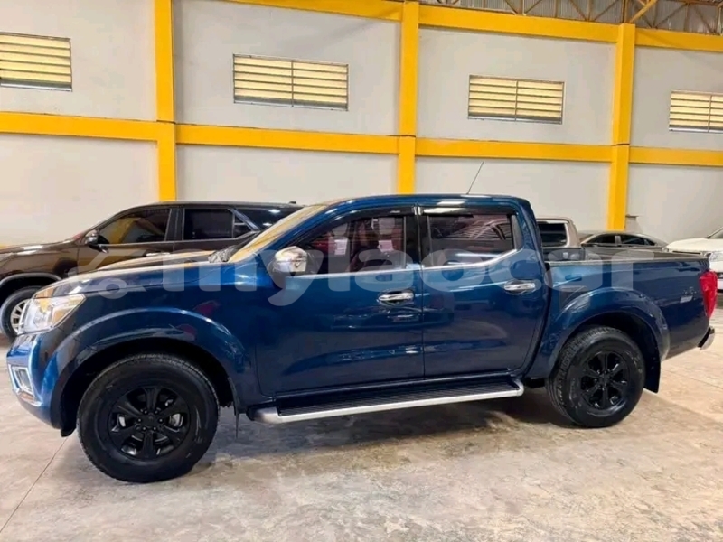 Big with watermark nissan navara vientiane province vientiane 6528