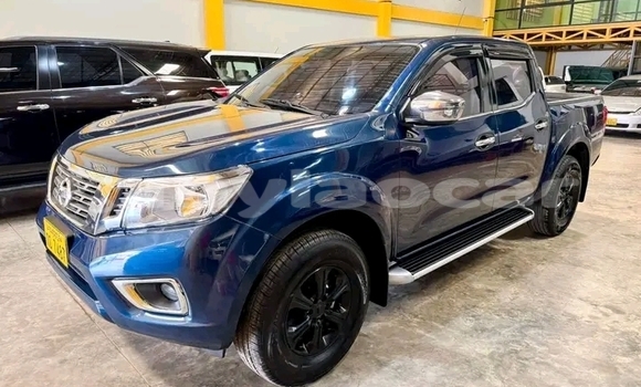 Buy Used Nissan Navara Blue Car in Vientiane in Vientiane Province Buy Used Nissan Navara Blue Car in Vientiane in Vientiane Province