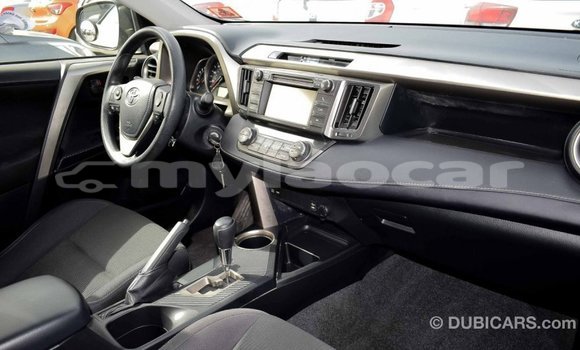 Buy Import Toyota HiAce Other Truck in Import - Dubai in Attapeu Province Buy Import Toyota HiAce Other Truck in Import - Dubai in Attapeu Province