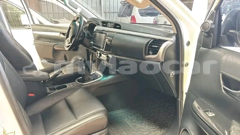 Big with watermark toyota hilux vientiane province vientiane 6533