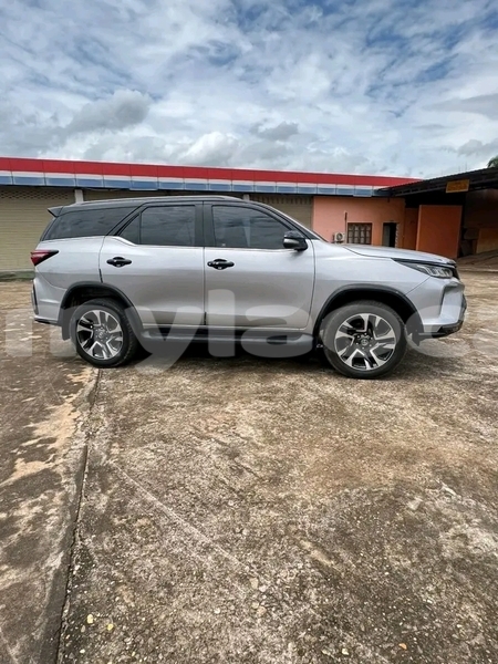 Big with watermark toyota highlander vientiane province vientiane 6535