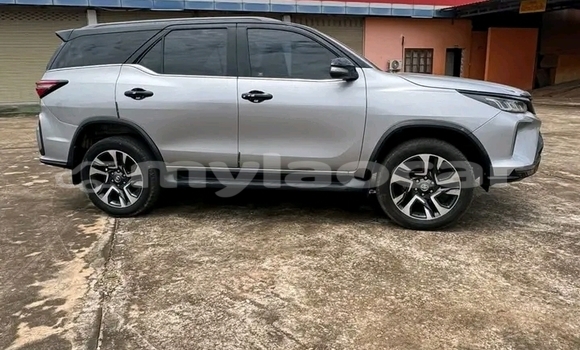 Buy Used Toyota Highlander Other Car in Vientiane in Vientiane Province Buy Used Toyota Highlander Other Car in Vientiane in Vientiane Province