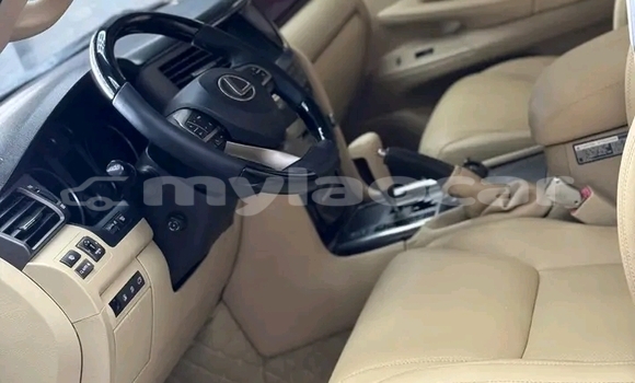 Buy Used Lexus LX 570 Black Car in Thakhek in Khammouan Province Buy Used Lexus LX 570 Black Car in Thakhek in Khammouan Province