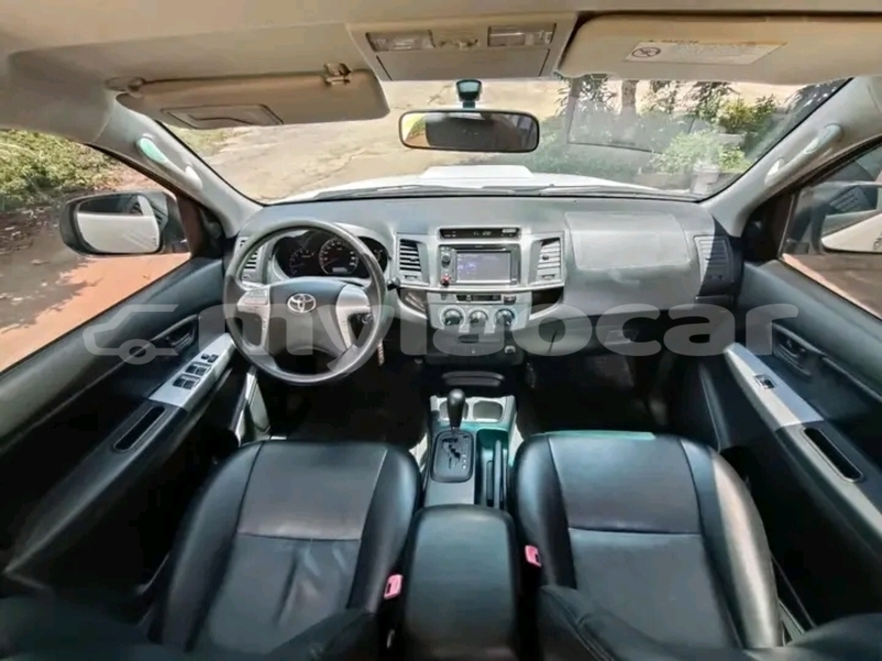 Big with watermark toyota hilux vientiane province vientiane 6537