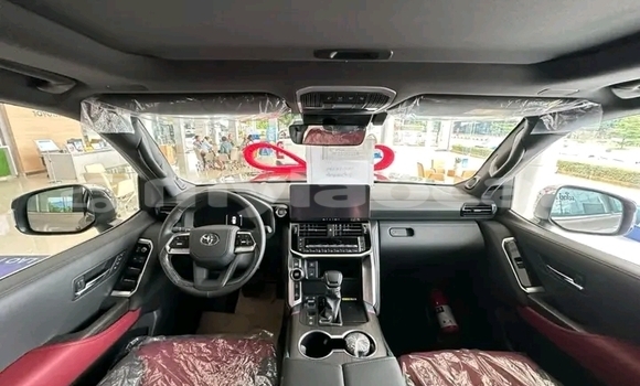 Buy Used Toyota Land Cruiser Other Car in Vientiane in Vientiane Province Buy Used Toyota Land Cruiser Other Car in Vientiane in Vientiane Province