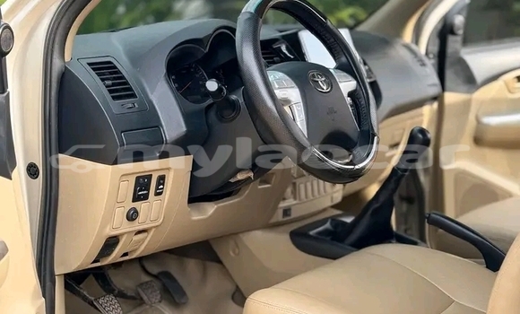 Buy Used Toyota Vigo Other Car in Thakhek in Khammouan Province Buy Used Toyota Vigo Other Car in Thakhek in Khammouan Province