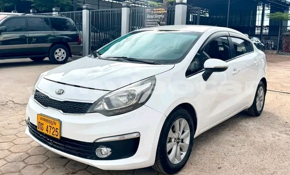 Buy Used Kia Rio White Car in Vientiane in Vientiane Province Buy Used Kia Rio White Car in Vientiane in Vientiane Province
