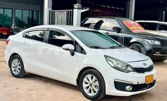 Buy Used Kia Rio White Car in Vientiane in Vientiane Province Buy Used Kia Rio White Car in Vientiane in Vientiane Province