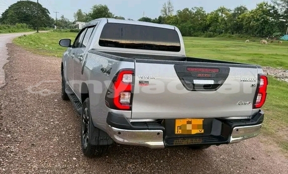 Buy Used Toyota Hilux Other Car in Xam Nua in Houaphan Province Buy Used Toyota Hilux Other Car in Xam Nua in Houaphan Province