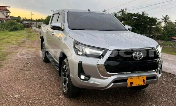 Buy Used Toyota Hilux Other Car in Xam Nua in Houaphan Province Buy Used Toyota Hilux Other Car in Xam Nua in Houaphan Province