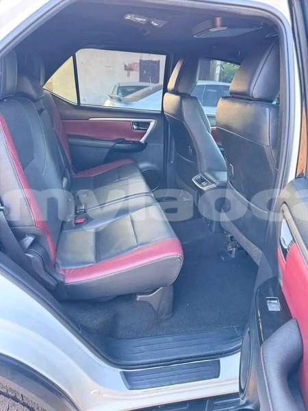 Big with watermark toyota fortuner xekong province sekong 6553