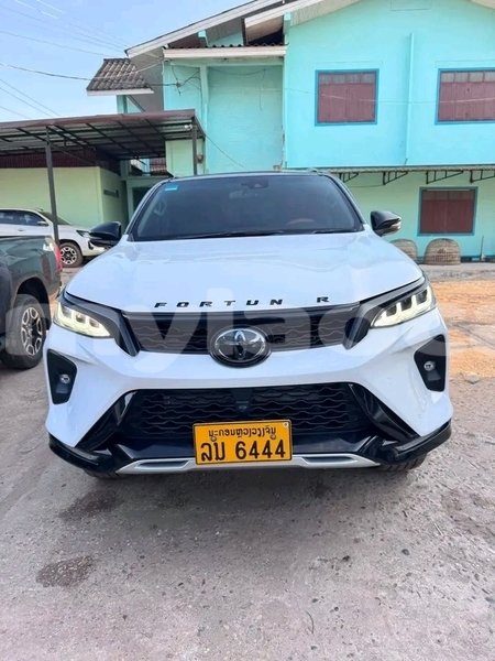 Big with watermark toyota fortuner xekong province sekong 6553