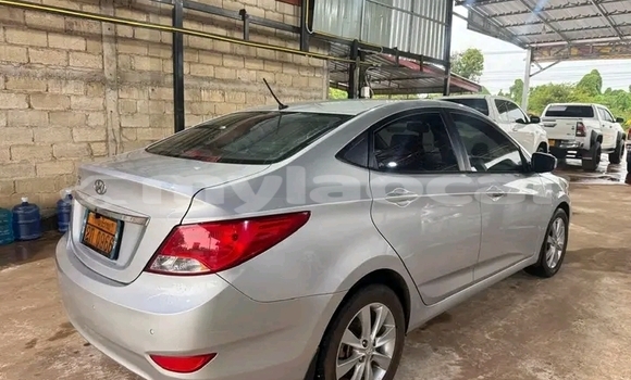 Buy Used Toyota Camry Other Car in Vientiane in Vientiane Province Buy Used Toyota Camry Other Car in Vientiane in Vientiane Province