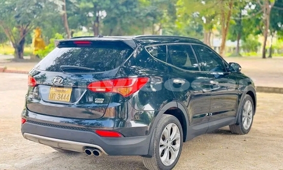 Buy Used Hyundai Santa Fe Black Car in Thakek in Khammouan Province Buy Used Hyundai Santa Fe Black Car in Thakek in Khammouan Province