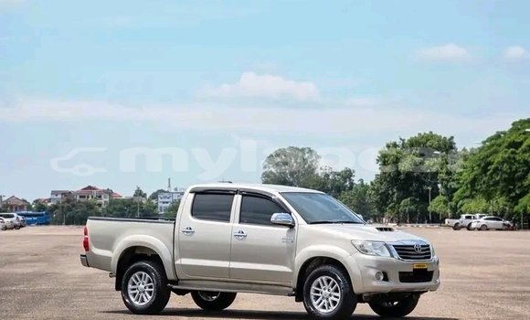 Buy Used Toyota Vigo Other Car in Thakek in Khammouan Province Buy Used Toyota Vigo Other Car in Thakek in Khammouan Province