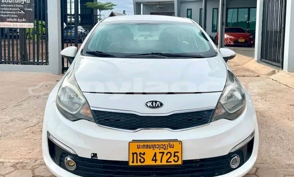 Buy Used Kia Rio White Car in Vientiane in Vientiane Province Buy Used Kia Rio White Car in Vientiane in Vientiane Province