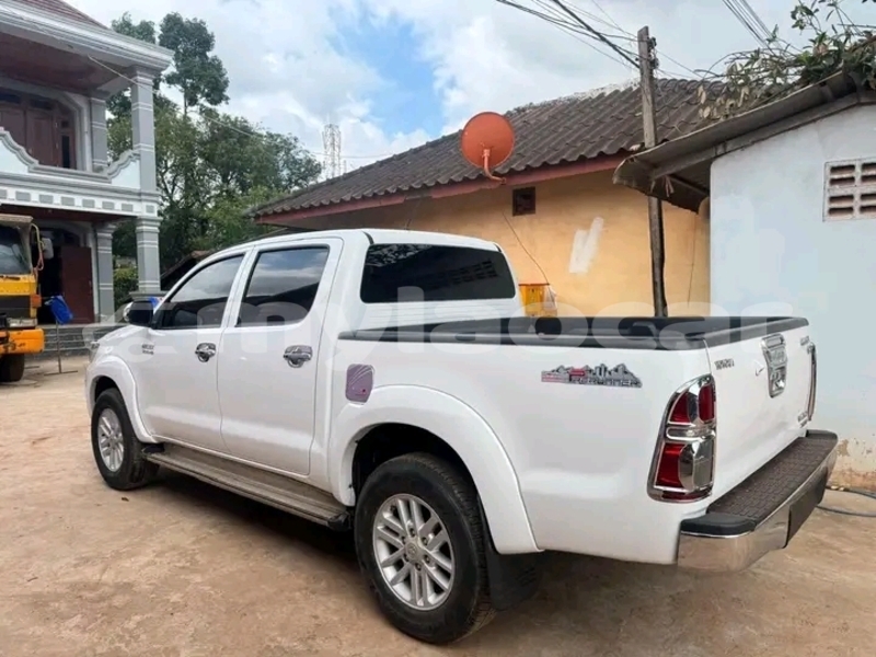 Big with watermark toyota vigo attapeu province import dubai 6570